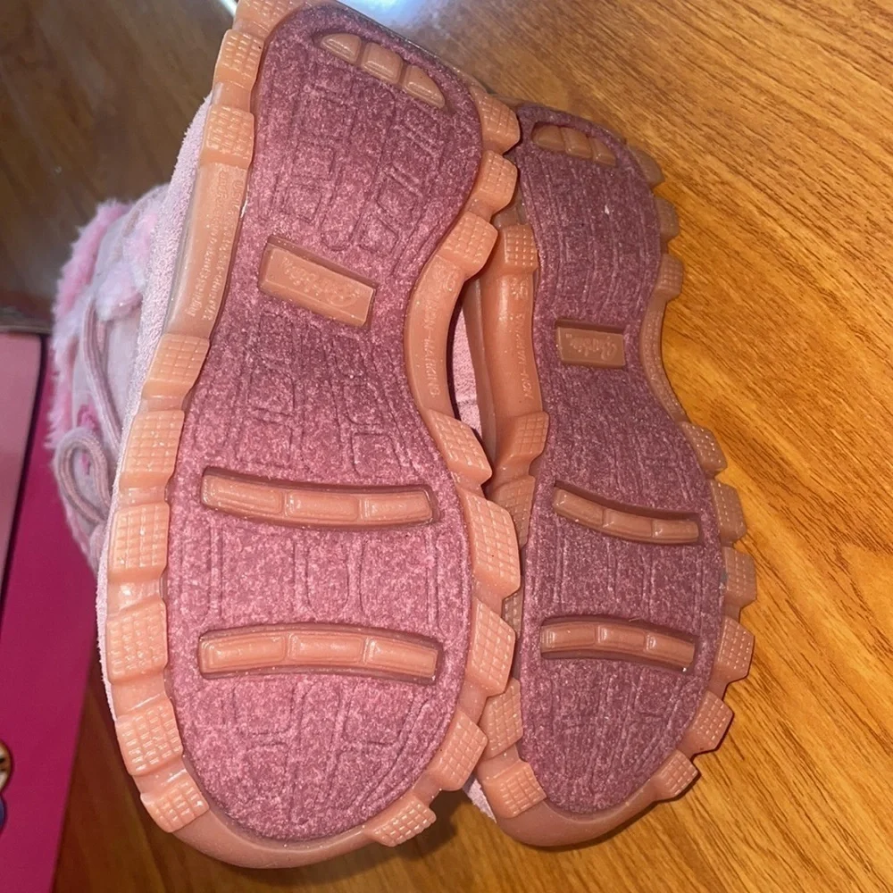 NIB Girls pink Barbie boots​​​​​​​​​